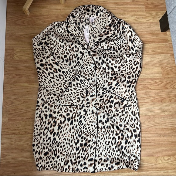 Victoria's Secret Other - Victoria Secret Leopard print night shirt